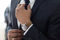 De impact van kleur in je herenkleding en hoe je ze kunt combineren