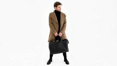 De chesterfield-jas is terug en zo draag je hem
